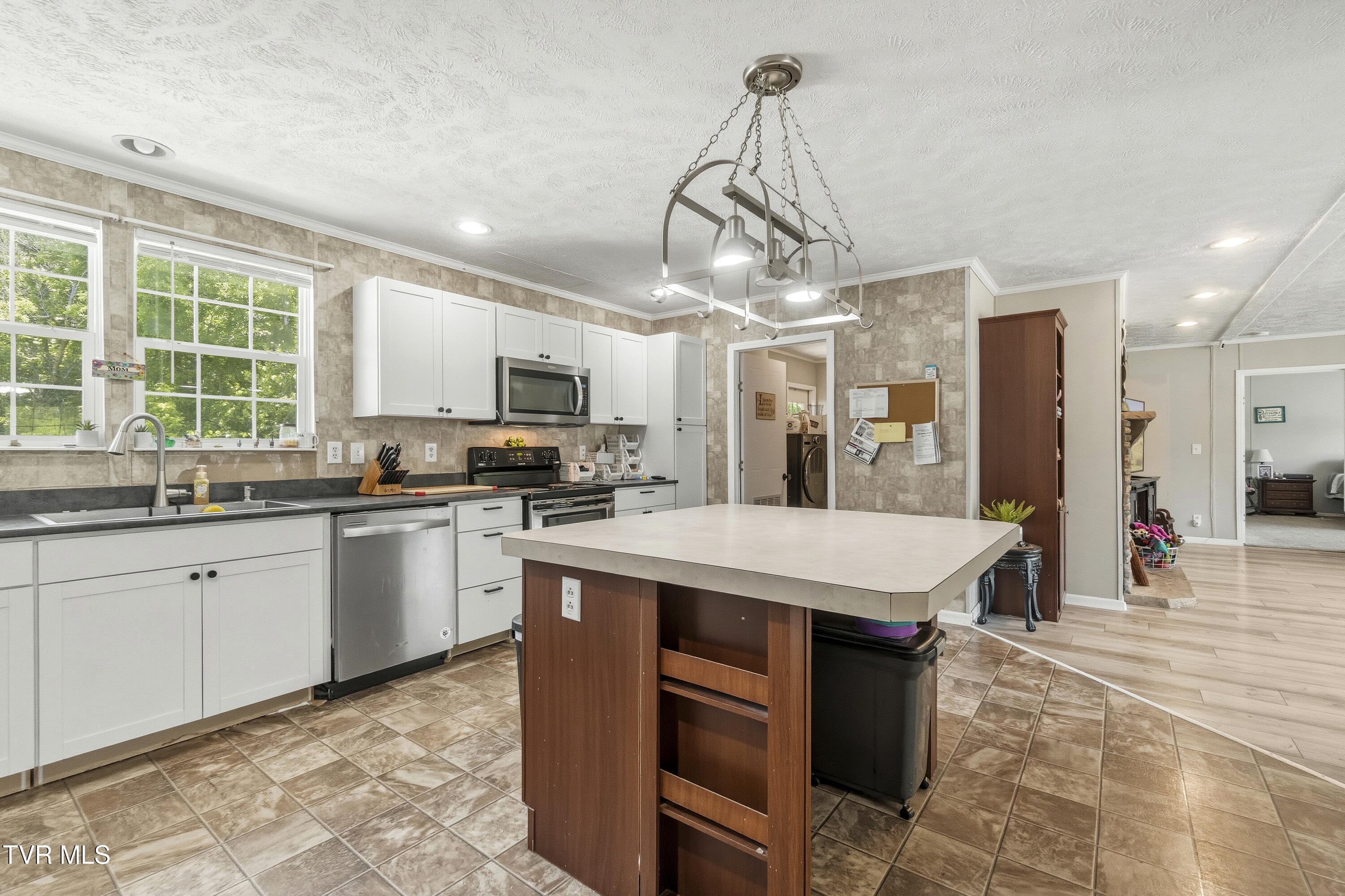 245 McCamey Road Mosheim, TN 37818 - Photo 8 of 33 5