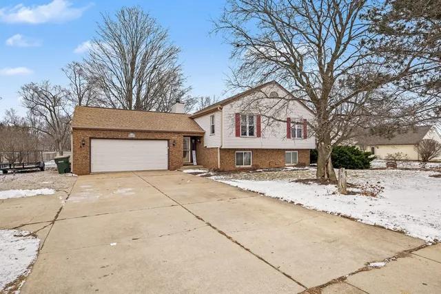 $355,000 | 25327 West Reed Street, Channahon, IL 60410