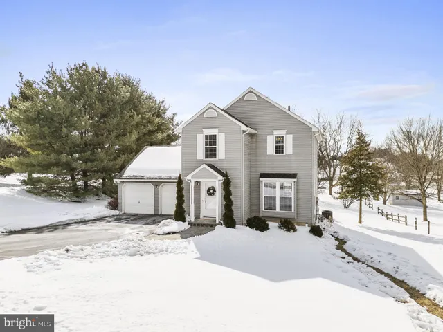 $375,000 | 113 Lee Street, Stewartstown, PA 17363