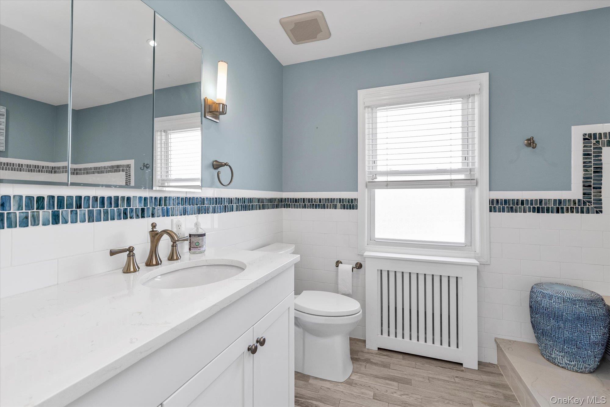 164 Blackheath Road Lido Beach, NY 11561 - Photo 14 of 32