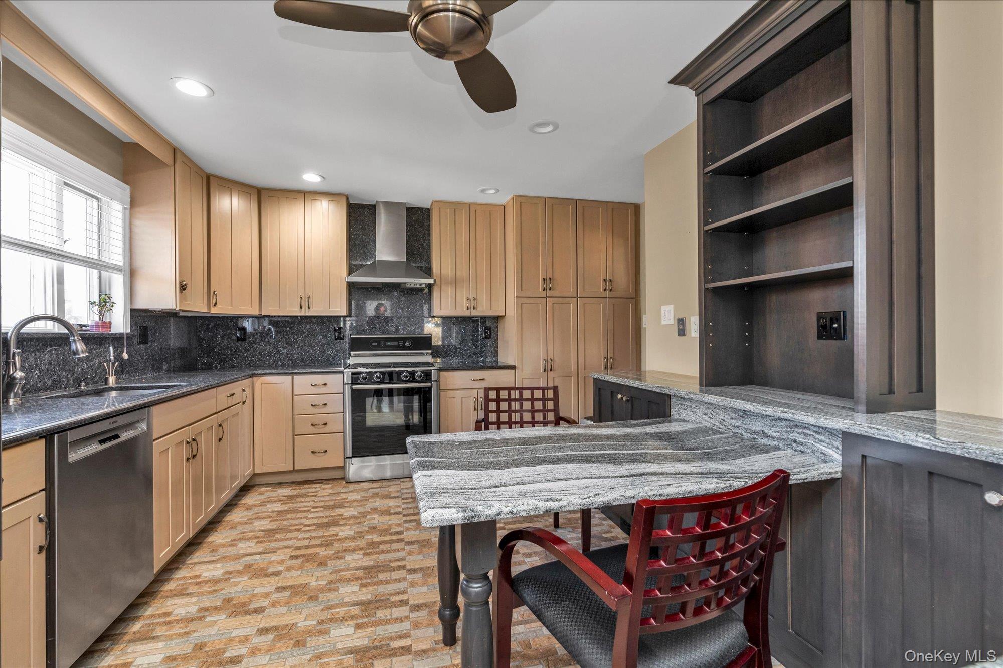 164 Blackheath Road Lido Beach, NY 11561 - Photo 29 of 32