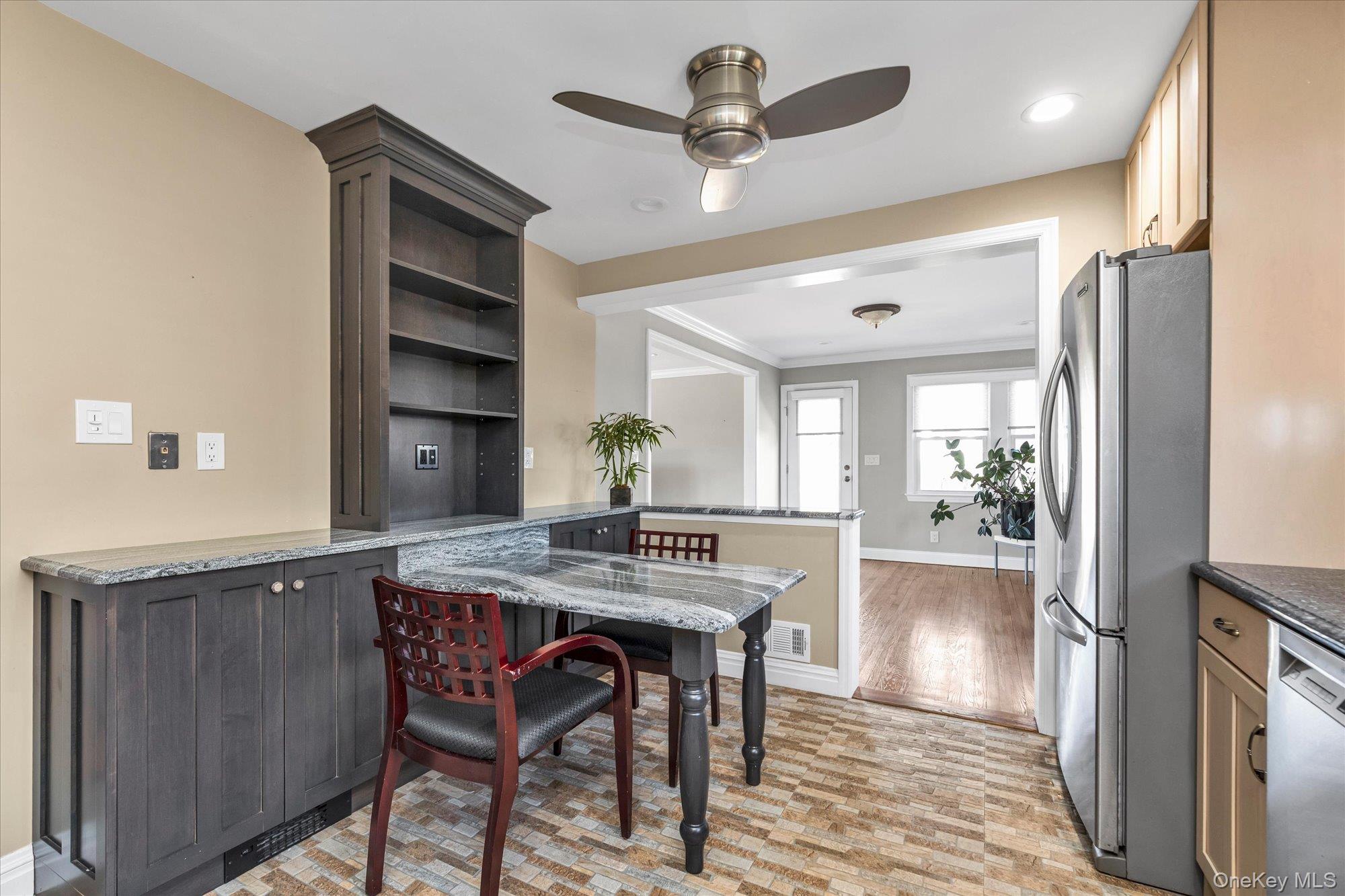 164 Blackheath Road Lido Beach, NY 11561 - Photo 30 of 32