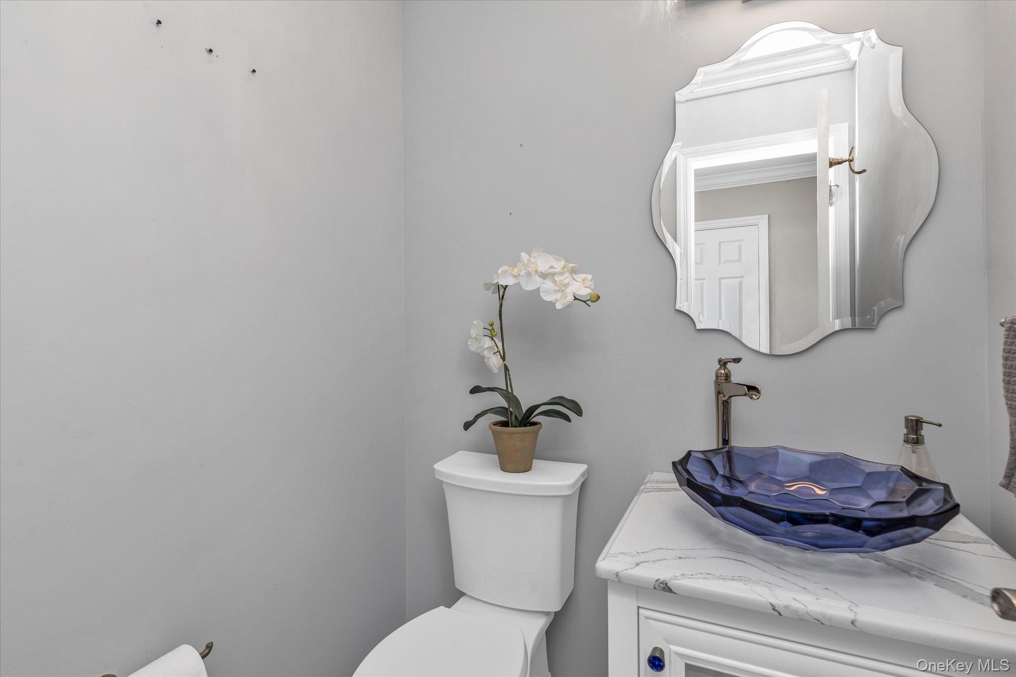 164 Blackheath Road Lido Beach, NY 11561 - Photo 31 of 32