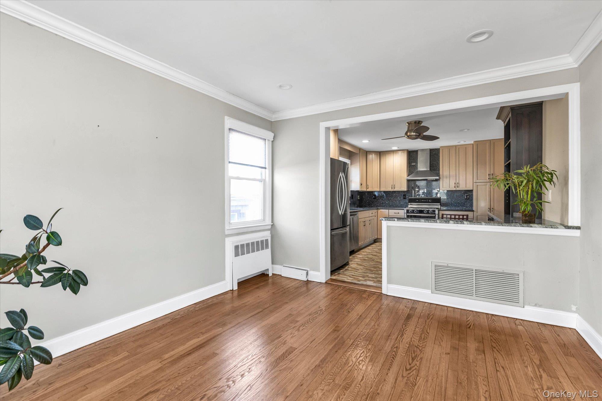 164 Blackheath Road Lido Beach, NY 11561 - Photo 8 of 32