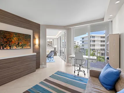 $3,150,000 | 2500 South Ocean Boulevard, Unit 3A3, Palm Beach, FL 33480