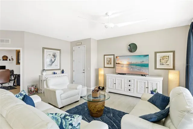 $375,000 | 23528 Awabuki Drive, Unit 101, Venice, FL 34293