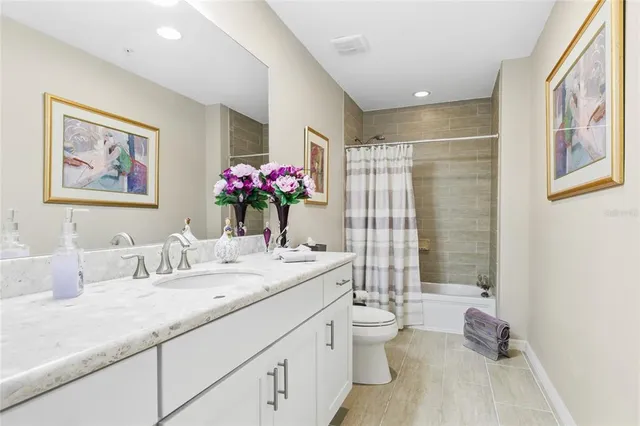 $375,000 | 23528 Awabuki Drive, Unit 101, Venice, FL 34293