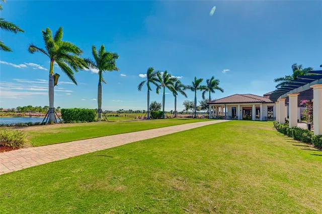 $375,000 | 23528 Awabuki Drive, Unit 101, Venice, FL 34293