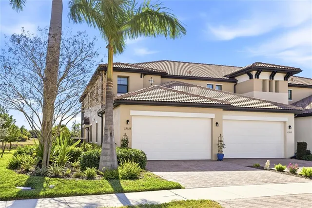$375,000 | 23528 Awabuki Drive, Unit 101, Venice, FL 34293
