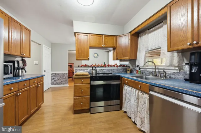 $409,900 | 247 West Bynum Place, Bear, DE 19701