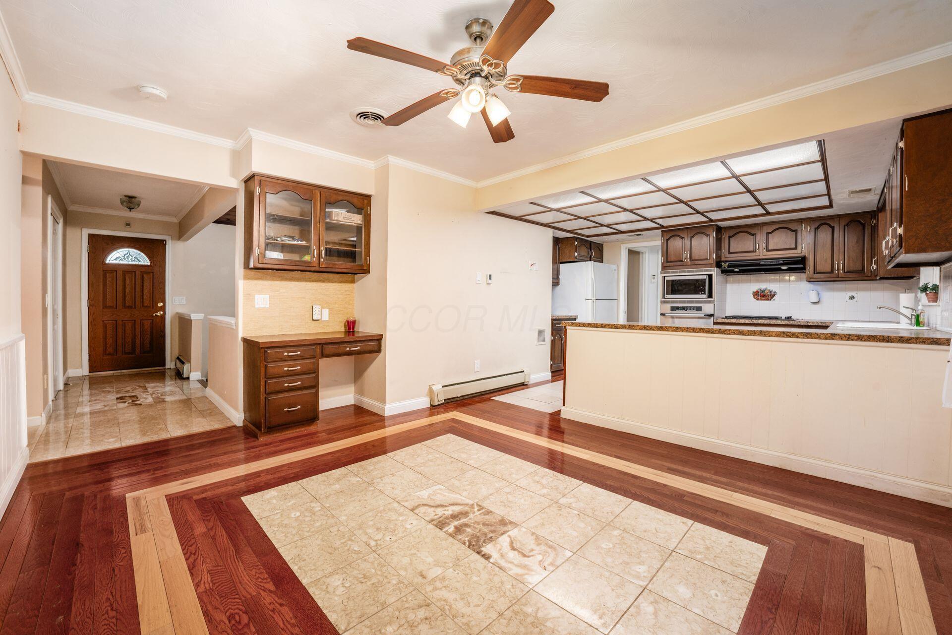 7373 Harlem Road Westerville, OH 43081 - Photo 3 of 24 014_8f63d49_i 7373 Harlem 030