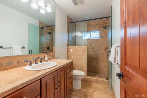 $1,149,000 | 1897 Talbot Place, South Lake Tahoe, CA 96150