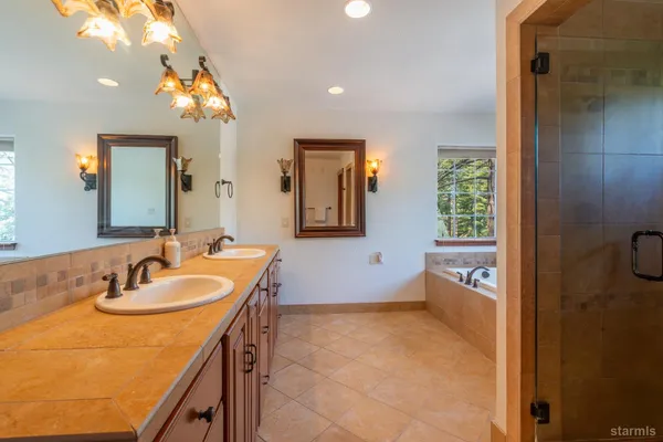 $1,149,000 | 1897 Talbot Place, South Lake Tahoe, CA 96150