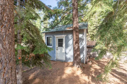 $1,149,000 | 1897 Talbot Place, South Lake Tahoe, CA 96150