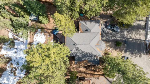$1,149,000 | 1897 Talbot Place, South Lake Tahoe, CA 96150