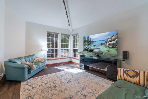 $1,149,000 | 1897 Talbot Place, South Lake Tahoe, CA 96150