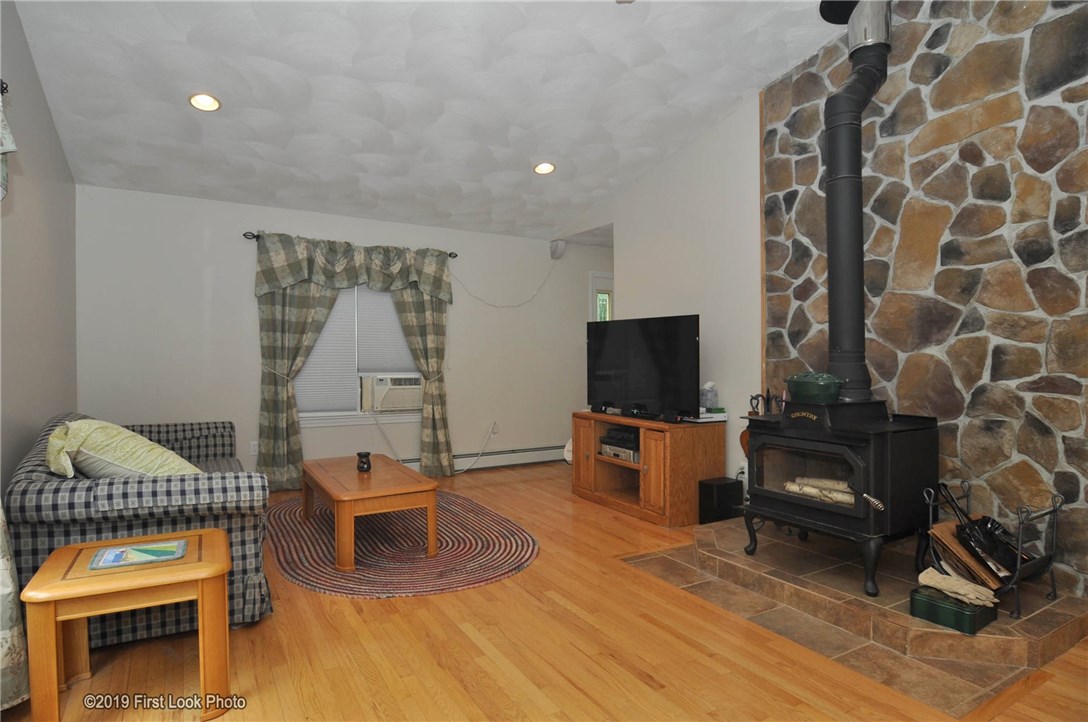 53 Briarwood Hill Road Exeter, RI 02822 - Photo 15 of 37
