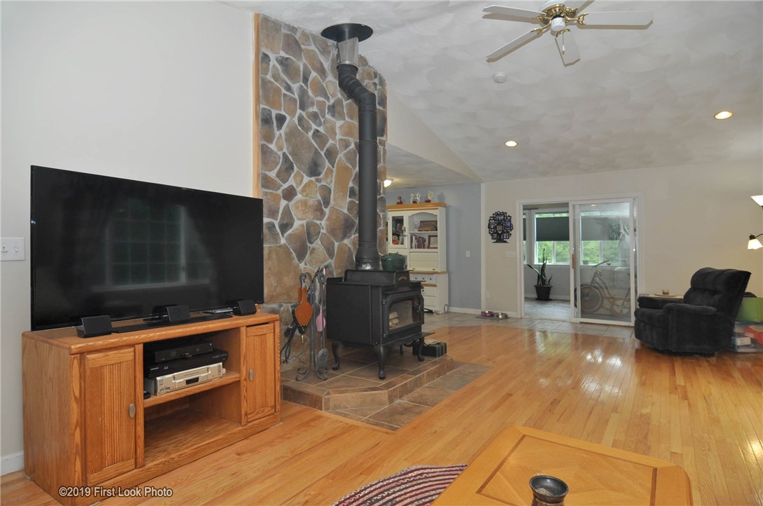 53 Briarwood Hill Road Exeter, RI 02822 - Photo 18 of 37