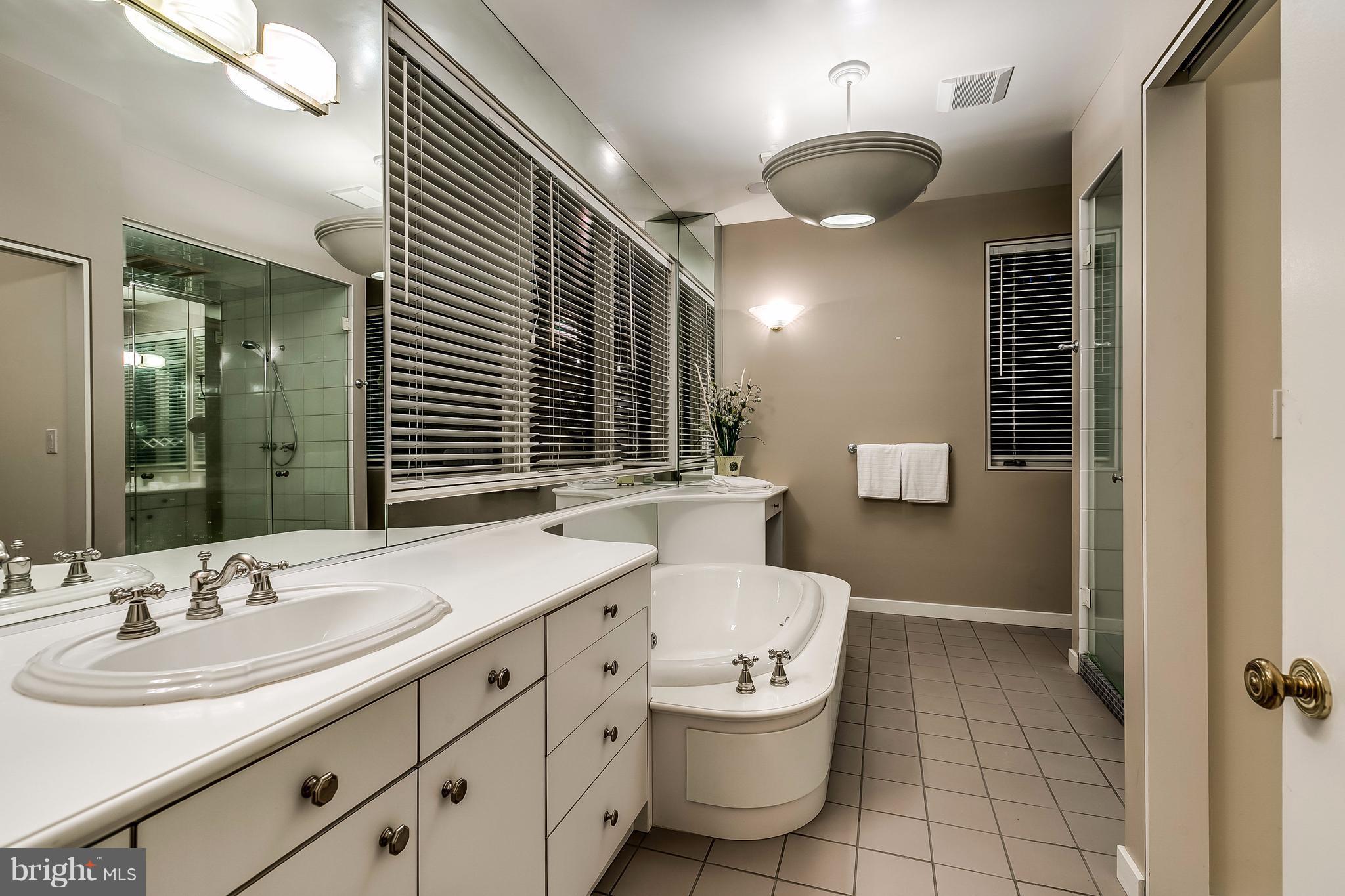 3522 Englemeade Road Baltimore, MD 21208 - Photo 13 of 21 Interior (General)