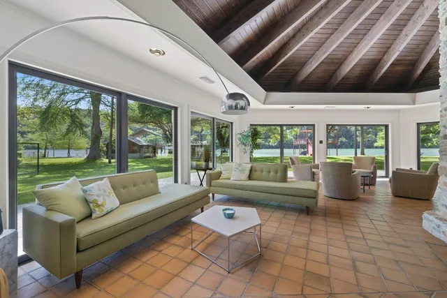 $5,100,000 | 2401 Manana Street, Austin, TX 78730