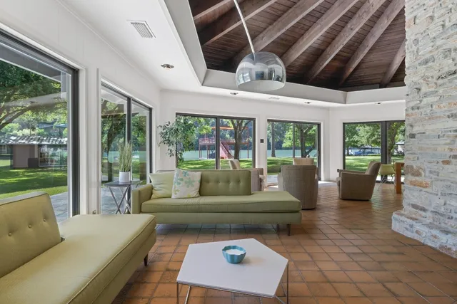 $5,100,000 | 2401 Manana Street, Austin, TX 78730