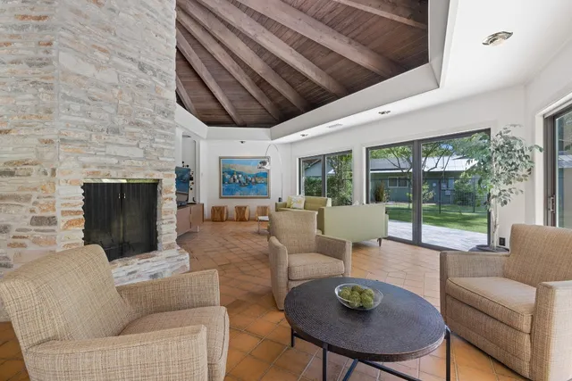 $5,100,000 | 2401 Manana Street, Austin, TX 78730