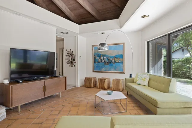 $5,100,000 | 2401 Manana Street, Austin, TX 78730