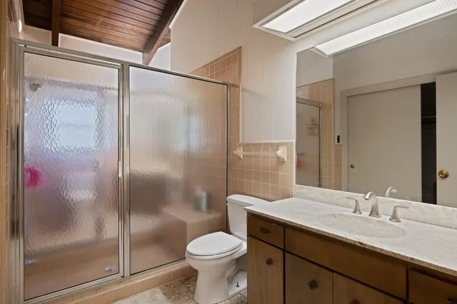 $5,100,000 | 2401 Manana Street, Austin, TX 78730