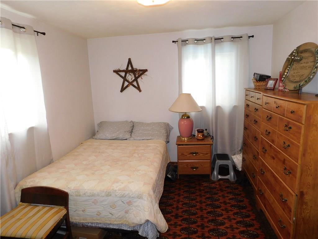 949 Broughton Road Pittsburgh, PA 15236 - Photo 19 of 25 Gallery Image 19