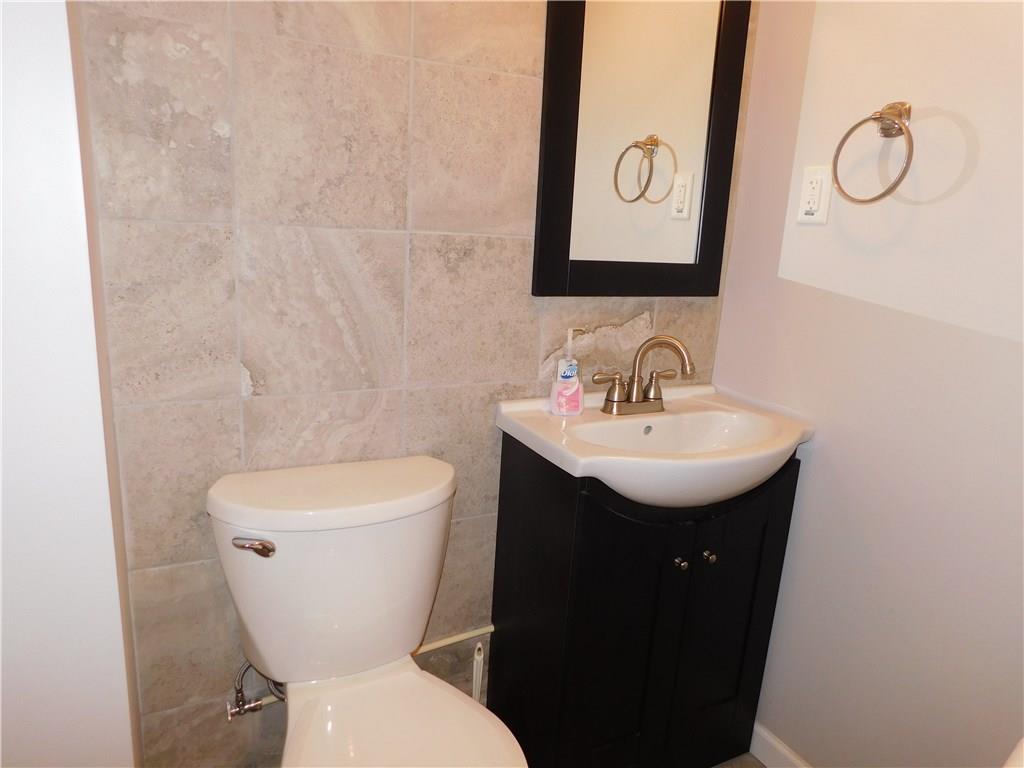 949 Broughton Road Pittsburgh, PA 15236 - Photo 23 of 25 Gallery Image 23