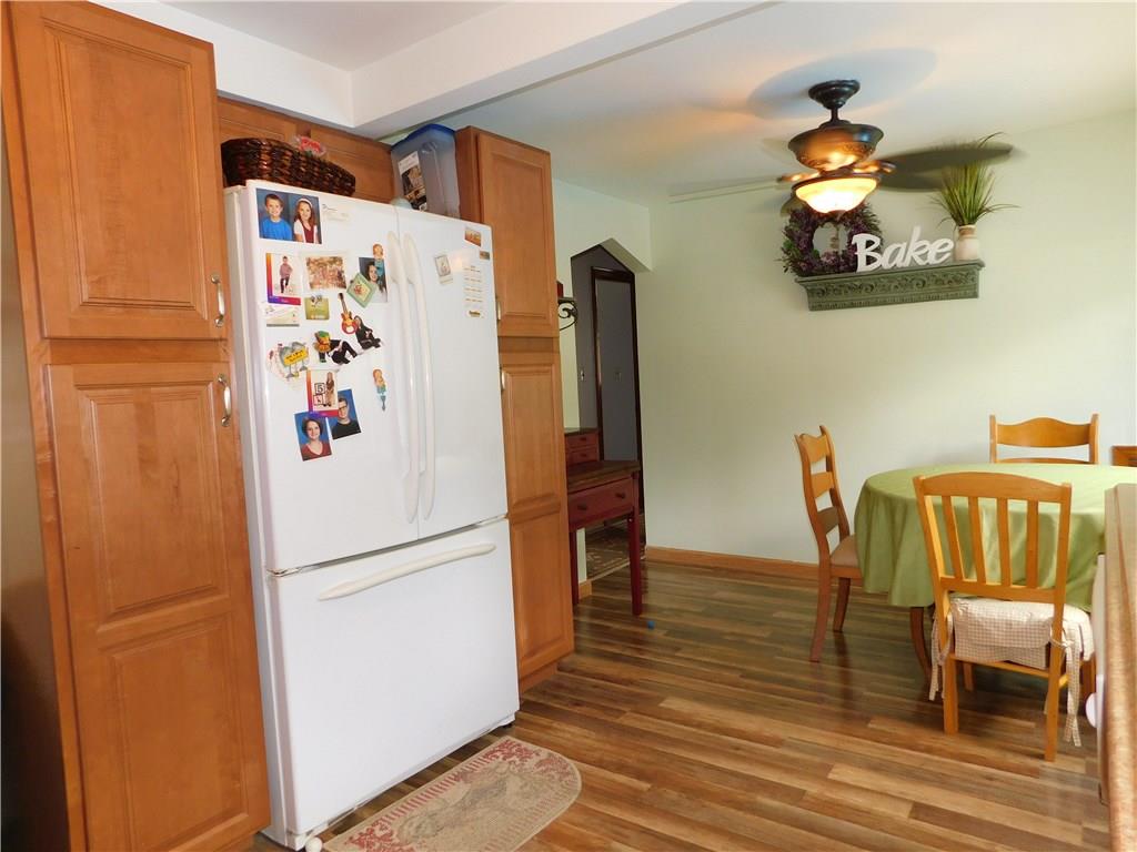 949 Broughton Road Pittsburgh, PA 15236 - Photo 8 of 25 Gallery Image 8