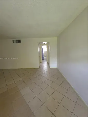 $1,550 | 1826 Cleveland Street, Unit 3, Hollywood, FL 33020