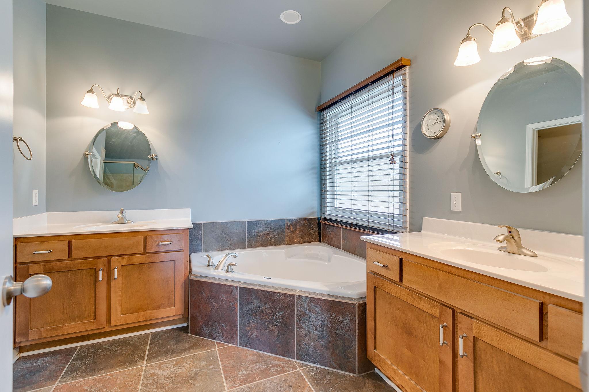 1288 Harmon Springs Road West Dickson, TN 37055 - Photo 20 of 30 Gallery Image 20