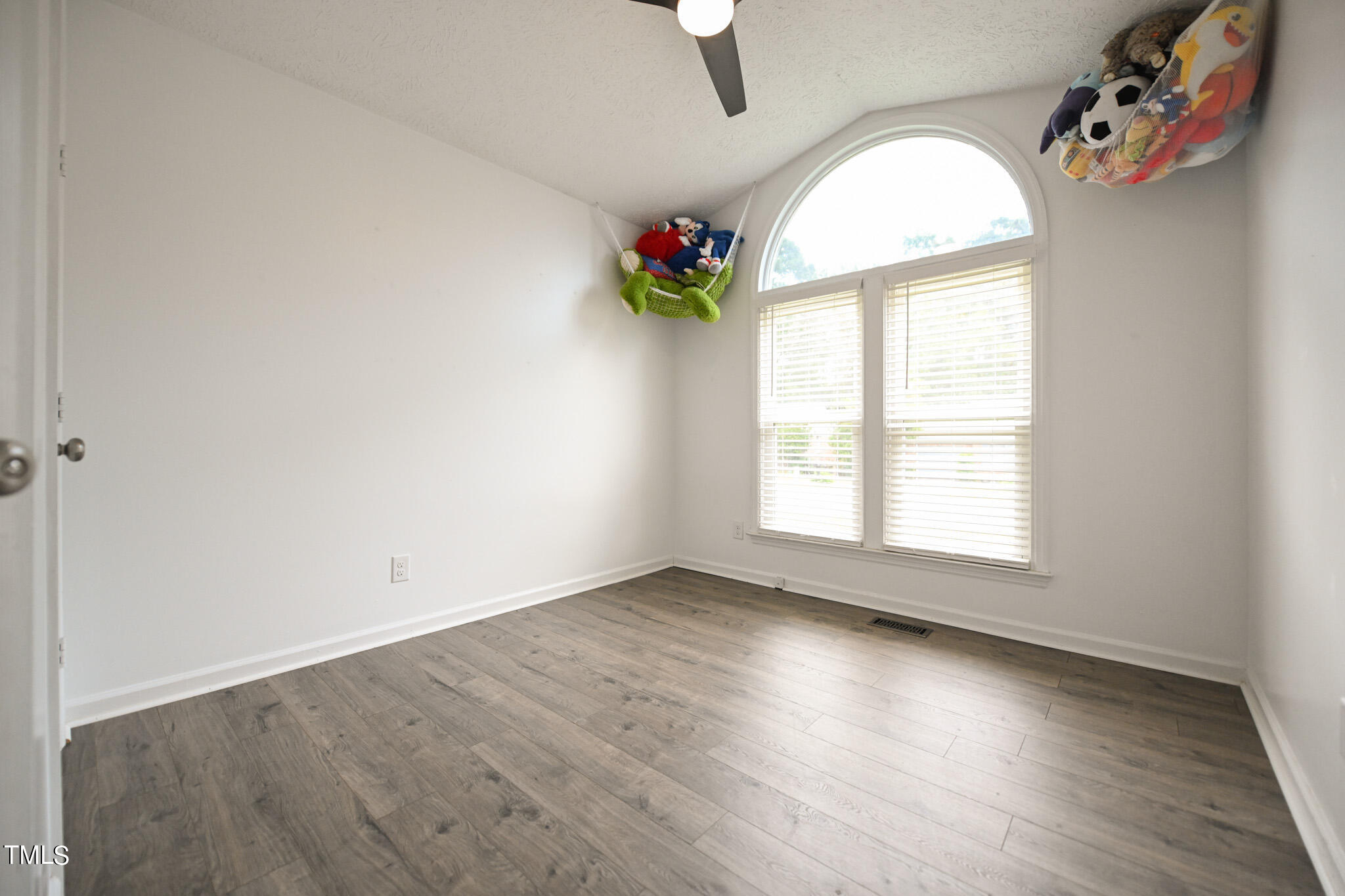 5057 Summer Ridge Road Fayetteville, NC 28303 - Photo 24 of 28 024
