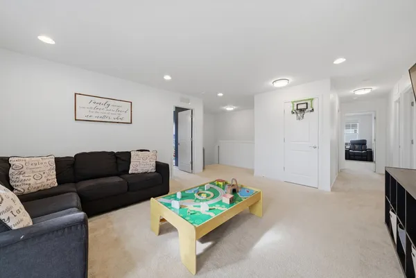 $549,999 | 247 Carole Street, Sugar Grove, IL 60554