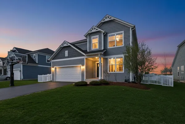 $549,999 | 247 Carole Street, Sugar Grove, IL 60554