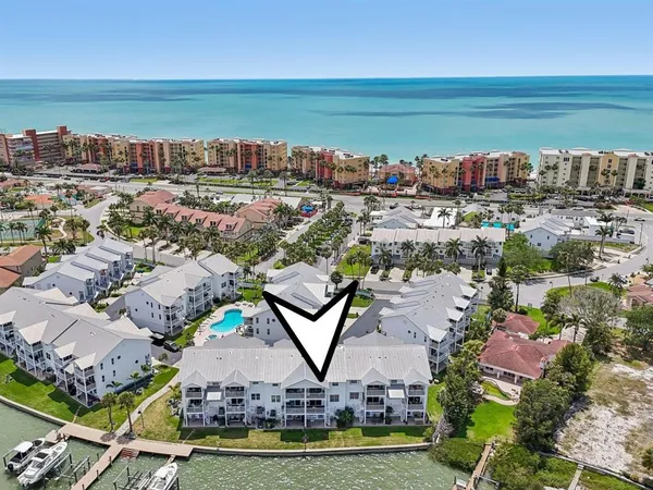 $950,000 | 113 Yacht Club Circle, North Redington Beach, FL 33708