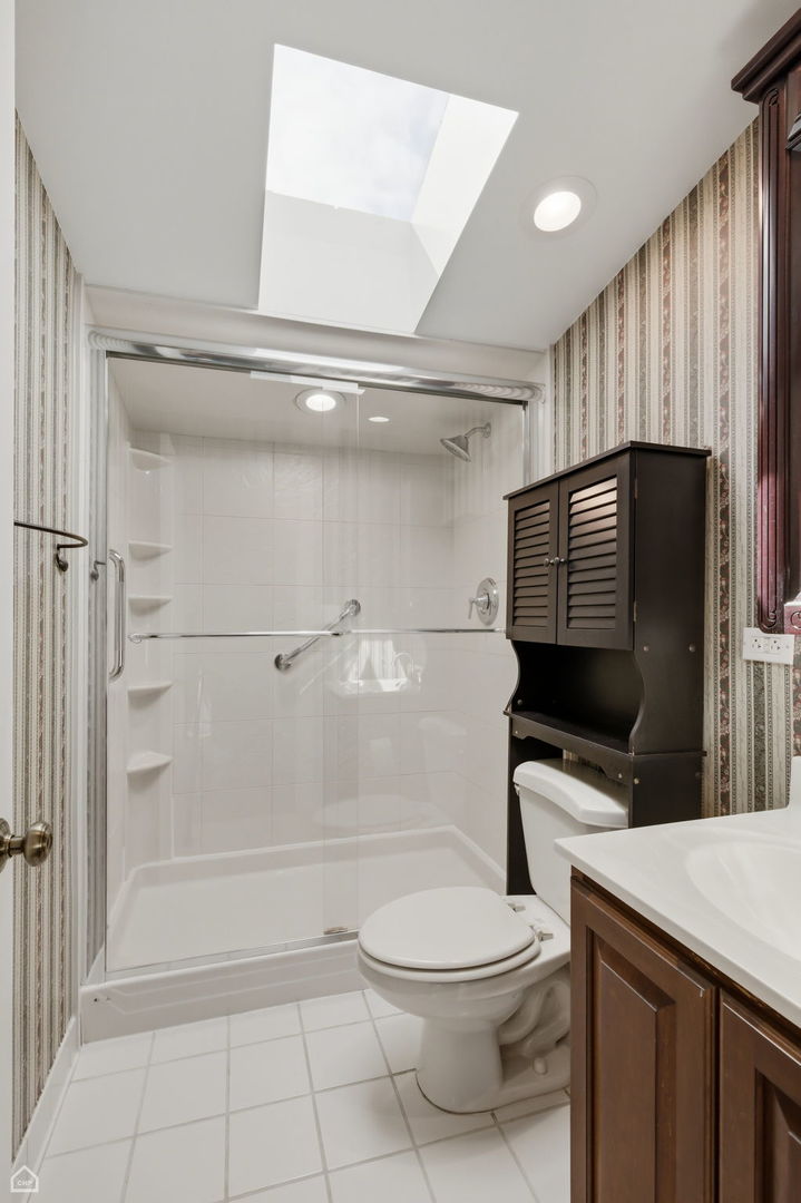 98 Williamsburg Road Evanston, IL 60203 - Photo 13 of 25