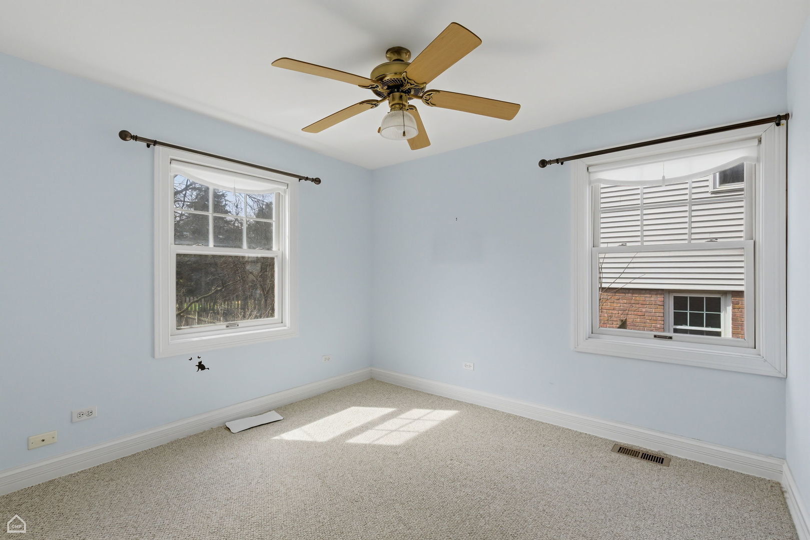 98 Williamsburg Road Evanston, IL 60203 - Photo 15 of 25