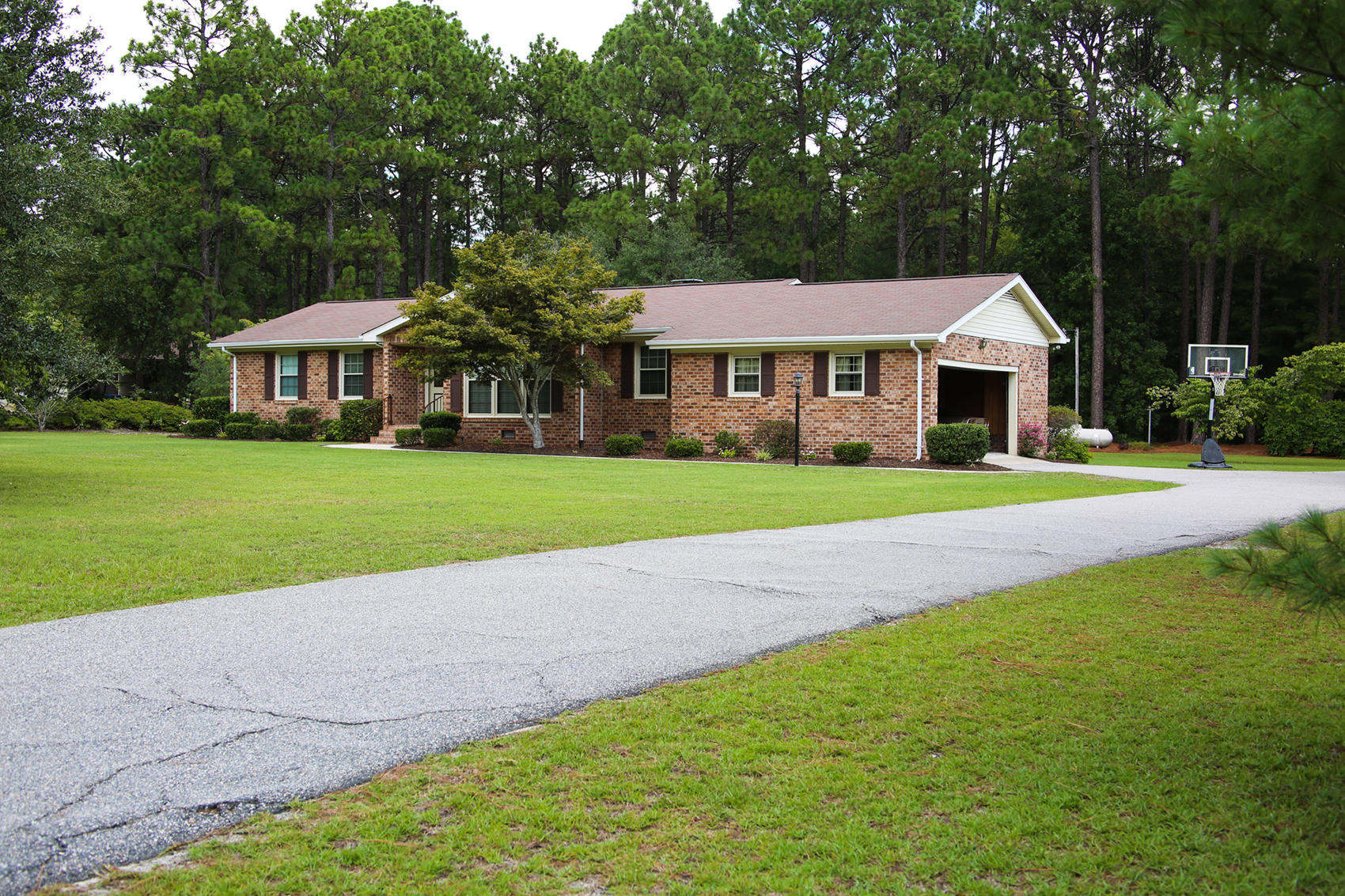 113 Fairway Drive Rockingham, NC 28379 - Photo 3 of 41 40