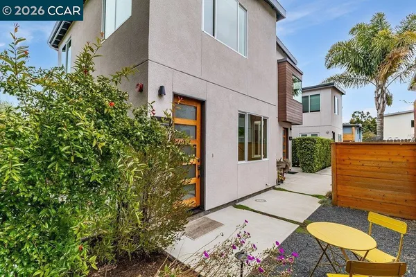 $949,000 | 1169 Hearst Avenue, Unit B, Berkeley, CA 94702