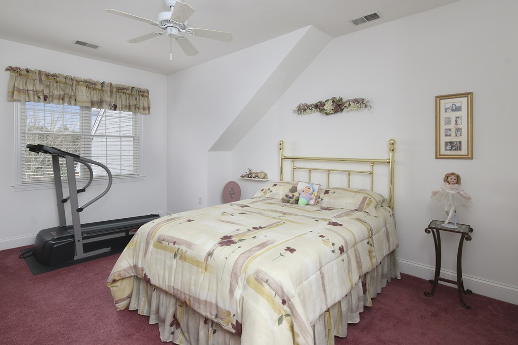 7 Prestwick Road, Unit 7 Bourne, MA 02532 - Photo 15 of 20