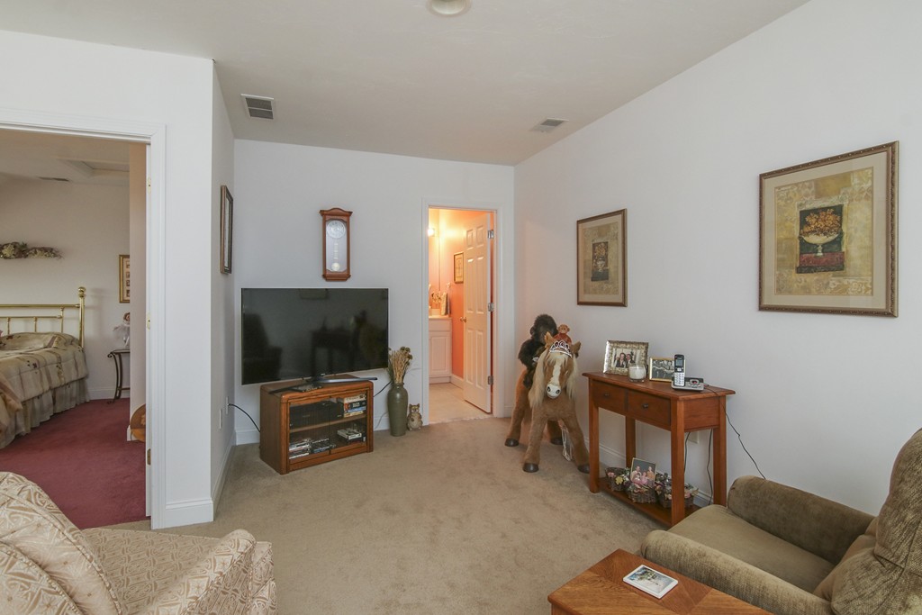 7 Prestwick Road, Unit 7 Bourne, MA 02532 - Photo 16 of 20