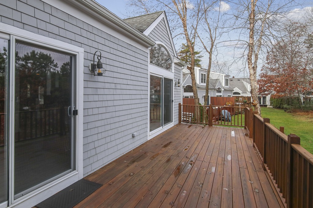 7 Prestwick Road, Unit 7 Bourne, MA 02532 - Photo 18 of 20