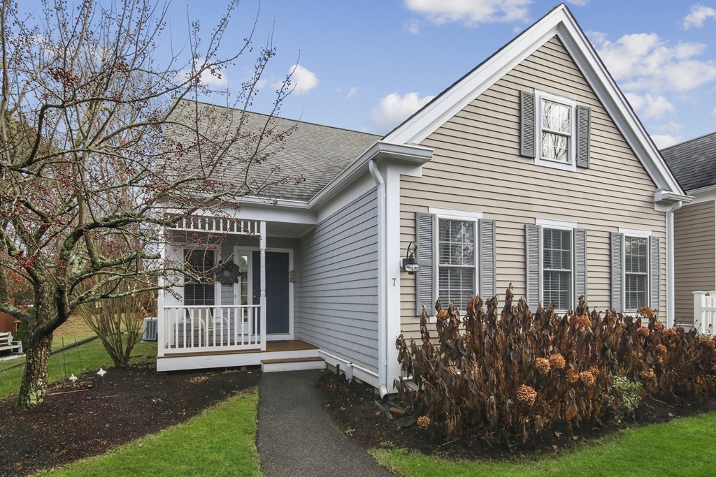 7 Prestwick Road, Unit 7 Bourne, MA 02532 - Photo 2 of 20