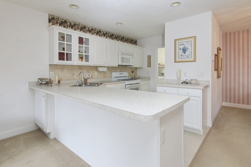 7 Prestwick Road, Unit 7 Bourne, MA 02532 - Photo 10 of 20
