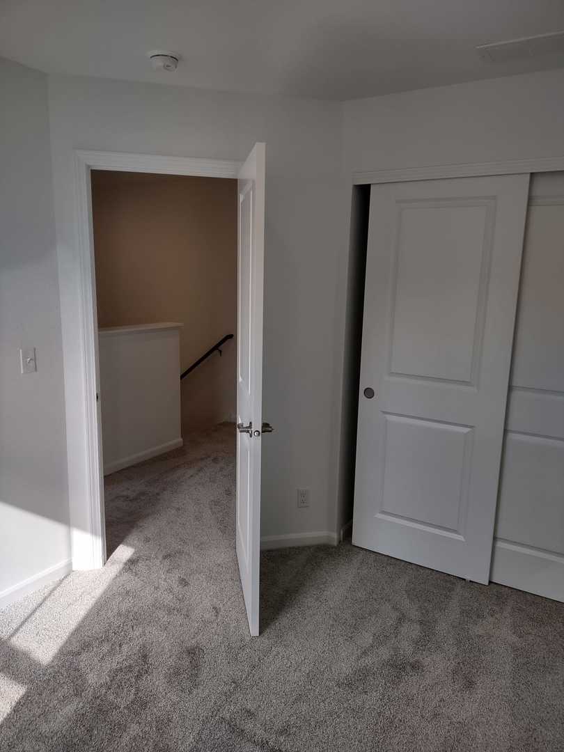 1039 Atterberg Road South Elgin, IL 60177 - Photo 9 of 15