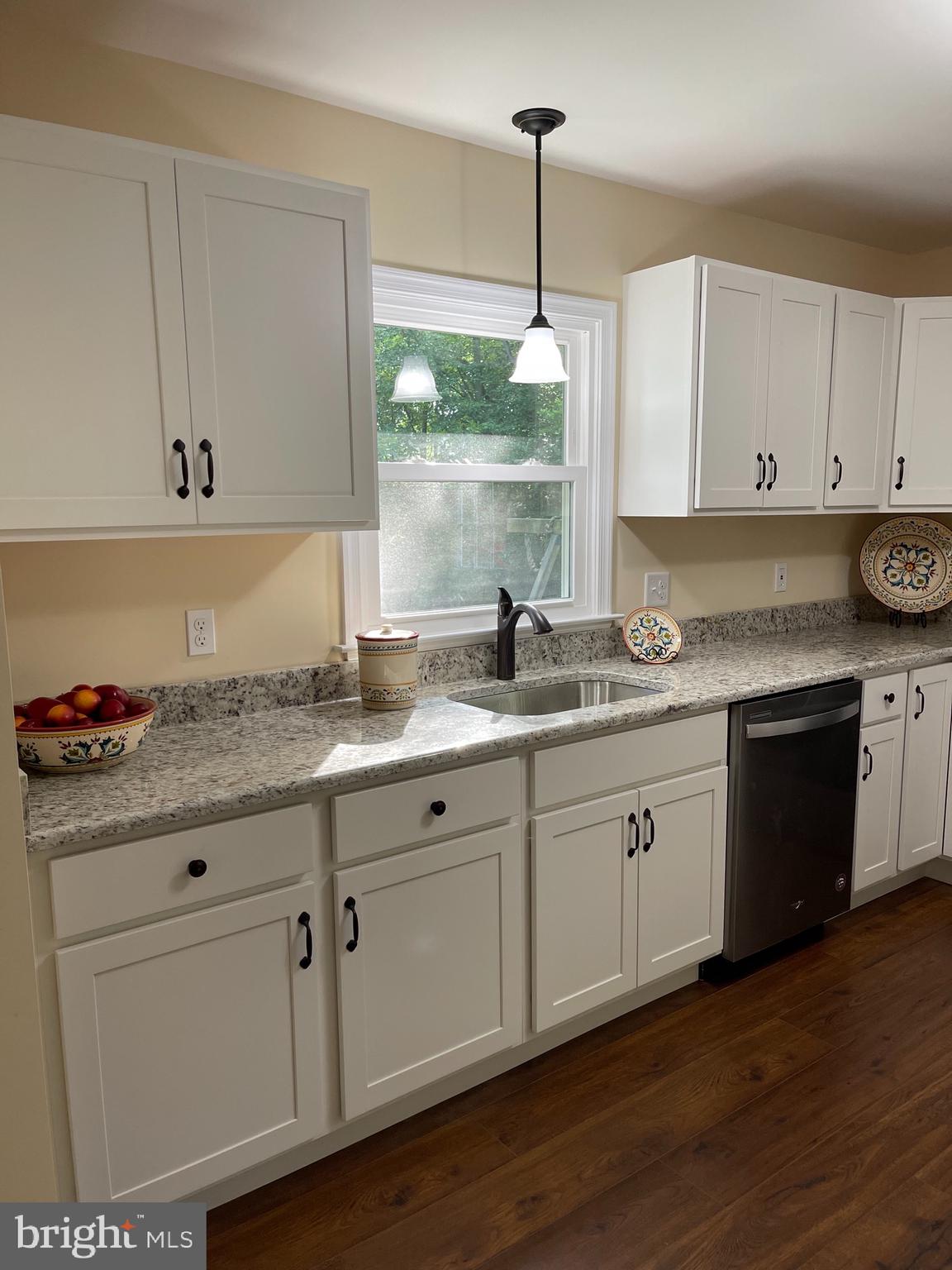 832 Bouchelle Road Elkton, MD 21921 - Photo 13 of 42 Granite countertops