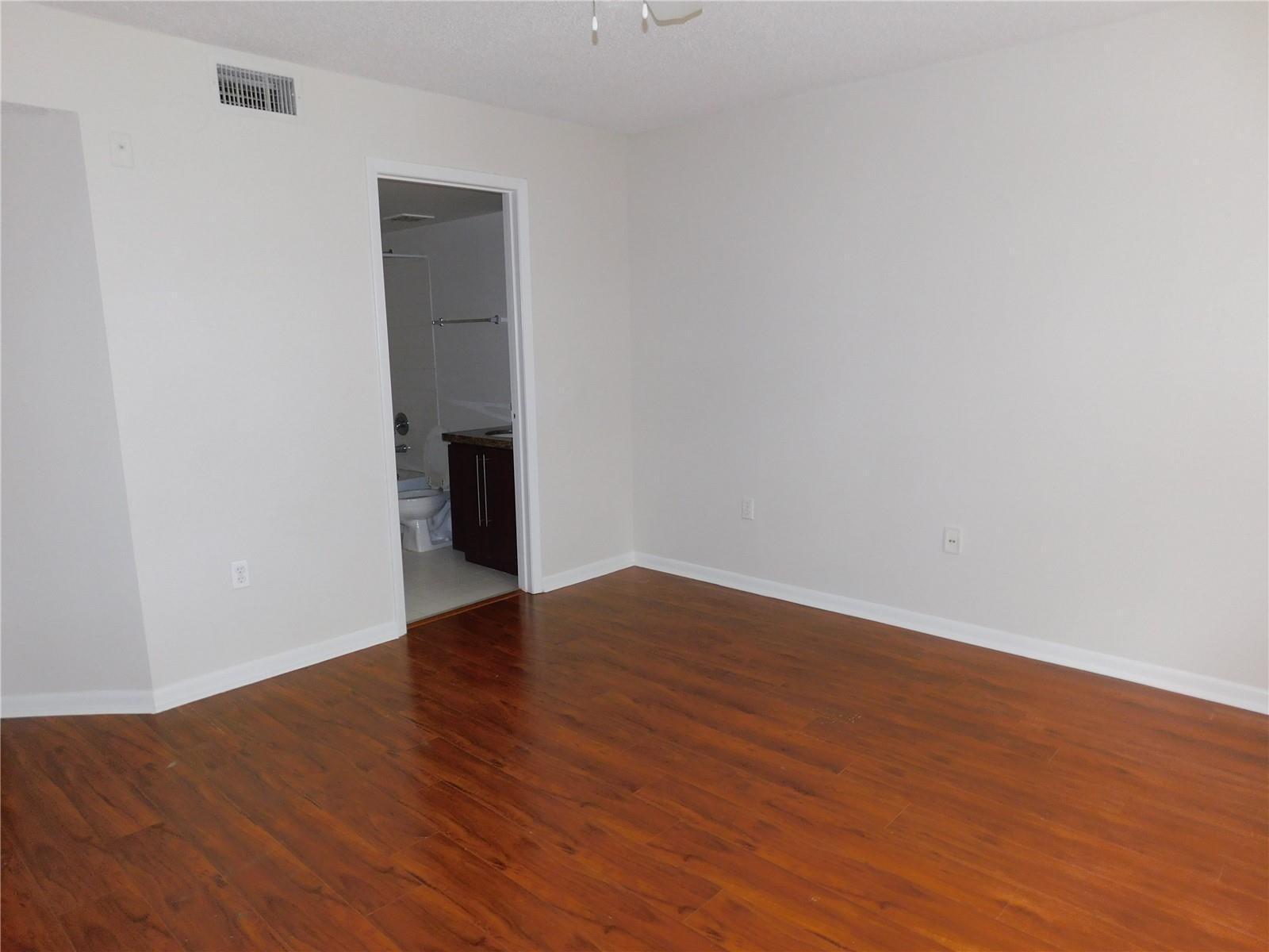 741 North Pine Island Road, Unit 307 Plantation, FL 33324 - Photo 8 of 18 Photo 8