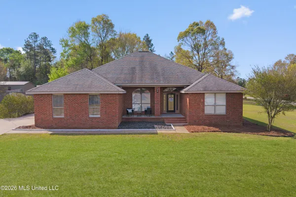 $330,000 | 6 Deerwood Drive, Perkinston, MS 39573